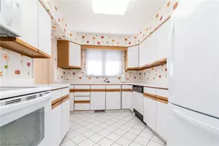 4 Chelsea Ct, Beachwood, OH 44122 - Photo 11