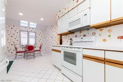 4 Chelsea Court, Beachwood, OH 44122 - Photo 13