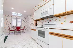 4 Chelsea Ct, Beachwood, OH 44122 - Photo 13