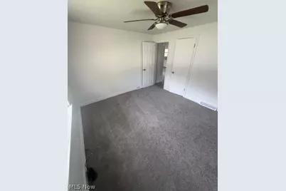 417 9th Street, Struthers, OH 44471 - Photo 5