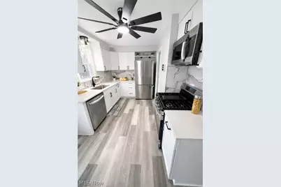 19910 Mountville Drive, Maple Heights, OH 44137 - Photo 7