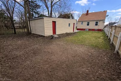 19910 Mountville Drive, Maple Heights, OH 44137 - Photo 33