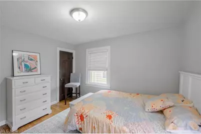 18520 Winslow Road, Huber Heights, OH 44122 - Photo 11