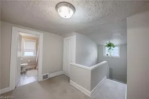 18520 Winslow Rd, Huber Heights, OH 44122 - Photo 17