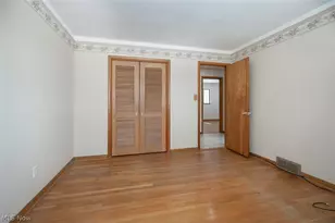 10725 York Rd, North Royalton, OH 44133 - Photo 11