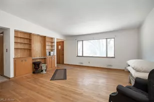 10725 York Rd, North Royalton, OH 44133 - Photo 7