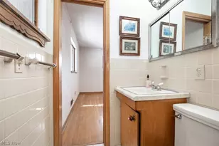 10725 York Rd, North Royalton, OH 44133 - Photo 19