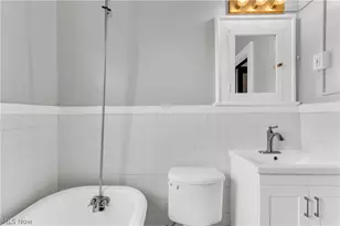 9002 Rosewood Ave, Loveland, OH 44105 - Photo 19