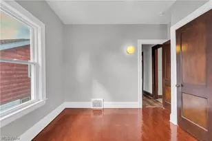 9002 Rosewood Ave, Loveland, OH 44105 - Photo 17