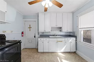 1627 E 118th St, Loveland, OH 44106 - Photo 7