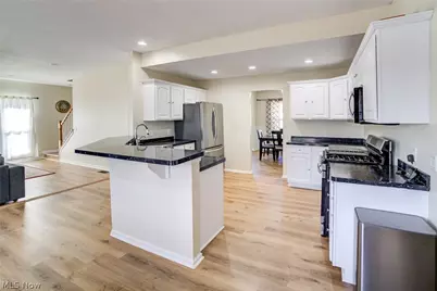 7533 Maplewood Drive, Glenwillow, OH 44139 - Photo 11