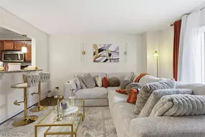 1101 Meadow Run, Copley, OH 44321 - Photo 5