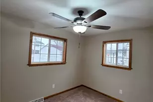 4617 Andover Ave, Lorain, OH 44055 - Photo 9