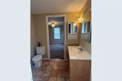 2375 Elizabeth Pike, Mineral Wells, WV 26150 - Photo 21