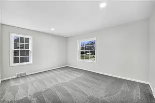 24150 S Woodland Rd, Huber Heights, OH 44122 - Photo 33