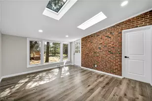 24150 S Woodland Rd, Huber Heights, OH 44122 - Photo 17