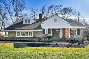 24150 S Woodland Rd, Huber Heights, OH 44122 - Photo 3