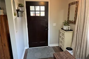 28575 Holly Dr, North Olmsted, OH 44070 - Photo 3