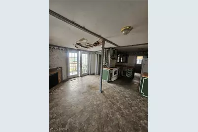 217 S High Street, Freeport, OH 43973 - Photo 7