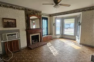 217 S High St, Freeport, OH 43973 - Photo 5