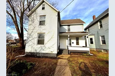 1529 Stark Avenue SW, Canton, OH 44706 - Photo 1