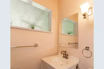 14161 Radcliffe Road, Chardon, OH 44024 - Photo 17