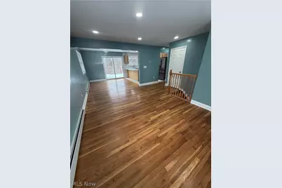 190 10th Street, Campbell, OH 44405 - Photo 3