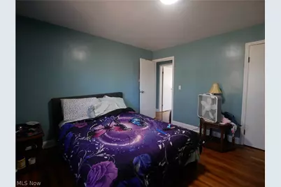 190 10th Street, Campbell, OH 44405 - Photo 9