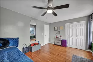 13800 Milo Rd, Garfield Heights, OH 44125 - Photo 15