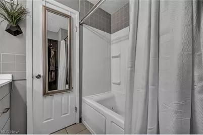 13800 Milo Road, Garfield Heights, OH 44125 - Photo 19