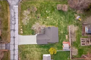 9441 Lindbergh Blvd, Olmsted Falls, OH 44138 - Photo 29