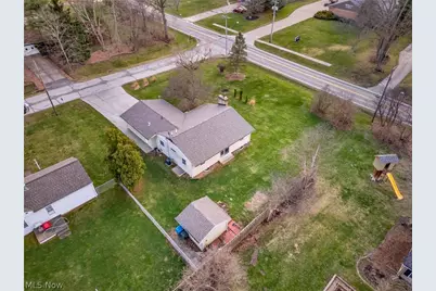 9441 Lindbergh Boulevard, Olmsted Falls, OH 44138 - Photo 5