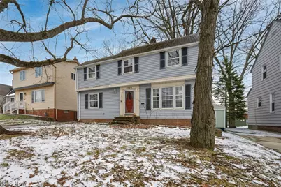 9704 S Highland Avenue, Garfield Heights, OH 44125 - Photo 3