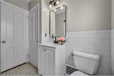 21601 Gardenview Drive, Maple Heights, OH 44137 - Photo 17