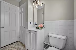 21601 Gardenview Dr, Maple Heights, OH 44137 - Photo 17