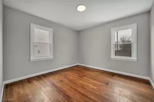 21601 Gardenview Dr, Maple Heights, OH 44137 - Photo 19