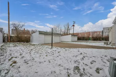 21601 Gardenview Drive, Maple Heights, OH 44137 - Photo 33