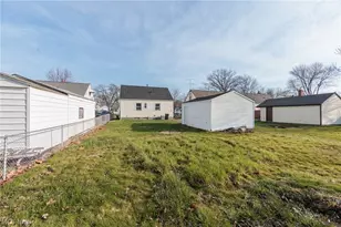 609 Princeton Ave, Elyria, OH 44035 - Photo 9