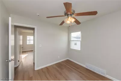 609 Princeton Avenue, Elyria, OH 44035 - Photo 31