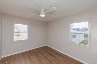 609 Princeton Avenue, Elyria, OH 44035 - Photo 27