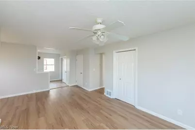 609 Princeton Avenue, Elyria, OH 44035 - Photo 13