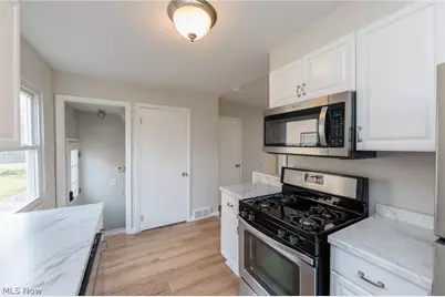 609 Princeton Avenue, Elyria, OH 44035 - Photo 21