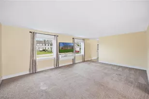 8984 Sherwood Dr NE, Warren, OH 44484 - Photo 13