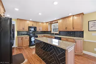 8984 Sherwood Dr NE, Warren, OH 44484 - Photo 7