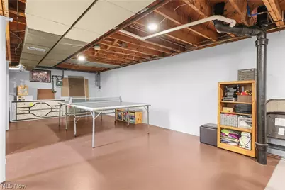 565 Lansing Road, Akron, OH 44312 - Photo 35