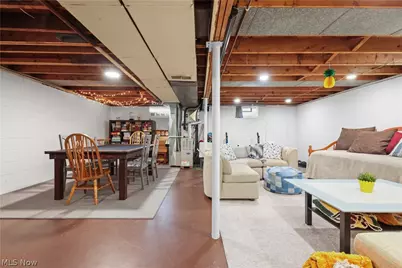 565 Lansing Road, Akron, OH 44312 - Photo 33