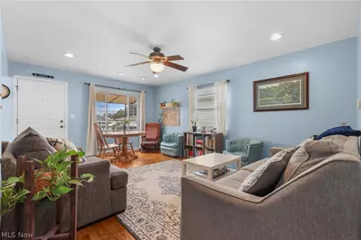 565 Lansing Road, Akron, OH 44312 - Photo 9