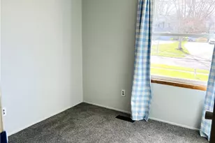 5630 Stanford Ave, Austintown, OH 44515 - Photo 11