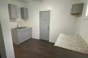 875 E 131st St, Loveland, OH 44108 - Photo 11