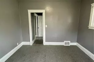 875 E 131st St, Loveland, OH 44108 - Photo 17